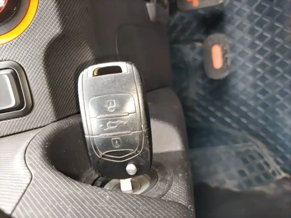 Wuling MINIEV — миниатюра 9
