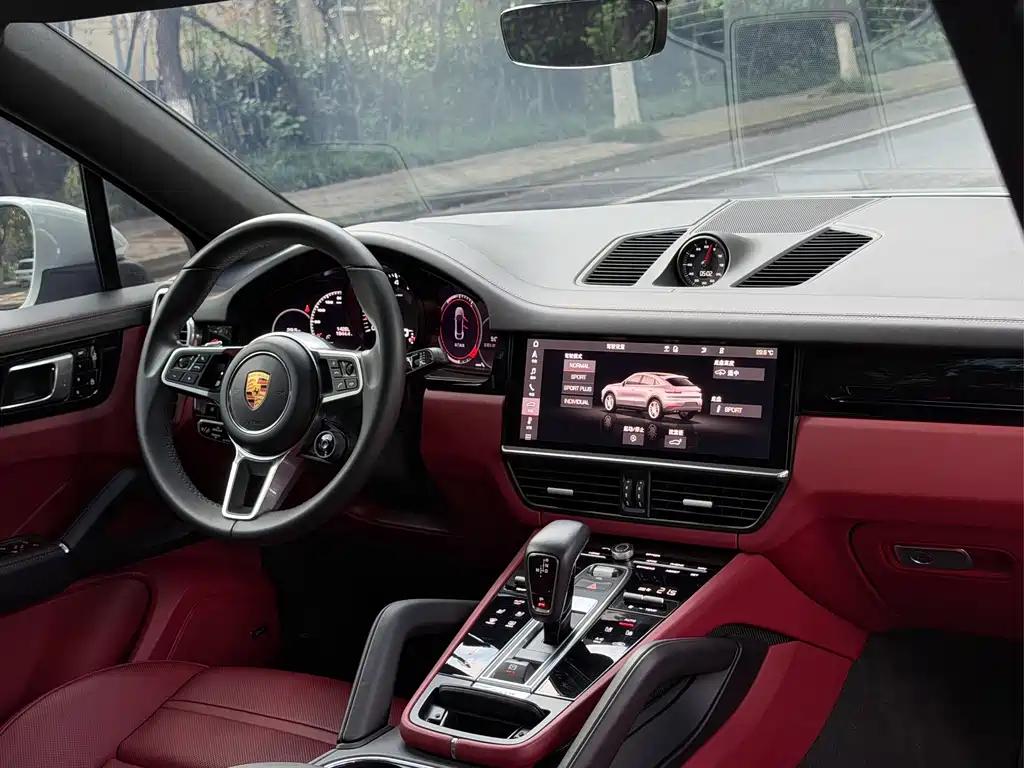 Porsche Cayenne — миниатюра 21