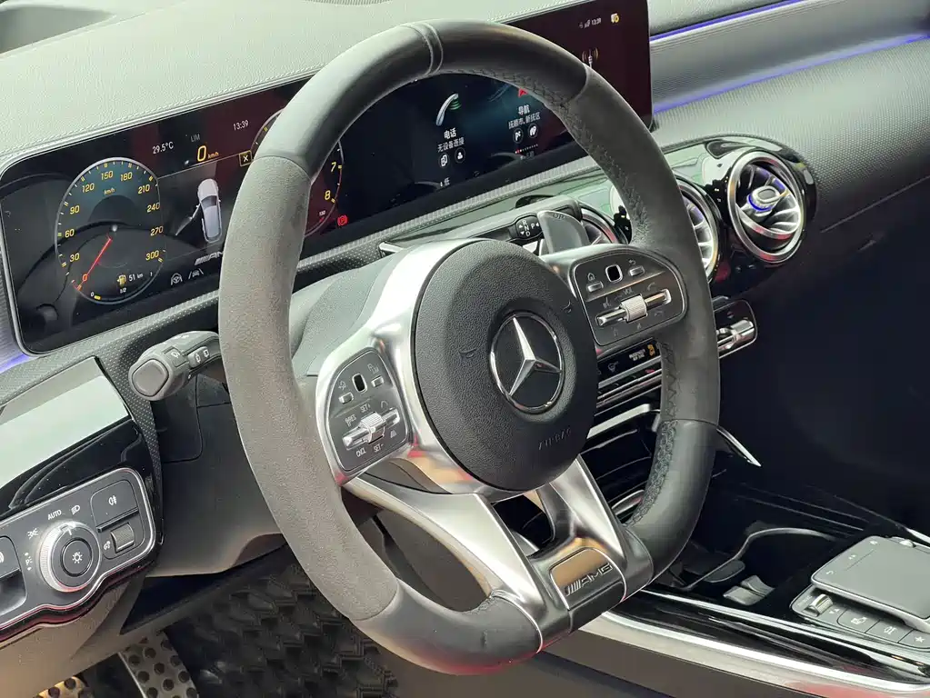 Mercedes-Benz A-Class AMG (Import) — миниатюра 9
