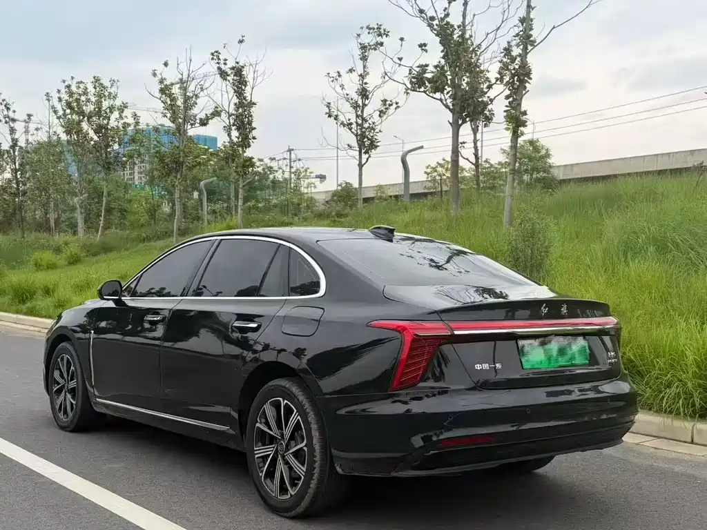 Hongqi Hongqi H5 PHEV — миниатюра 9