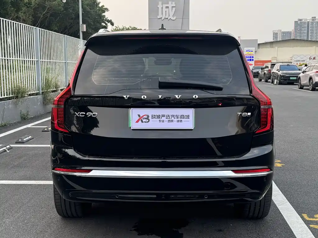 Volvo XC90 PHEV — миниатюра 5