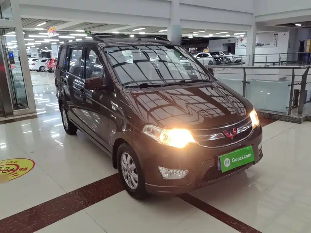 Wuling Hongguang — миниатюра 4