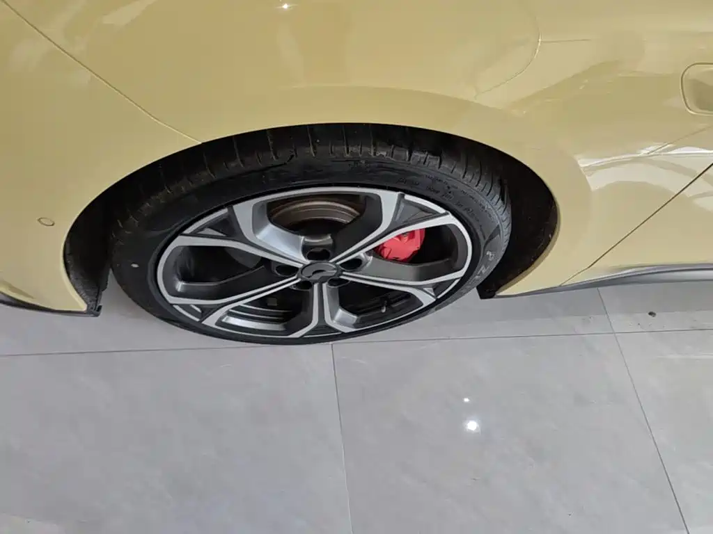 NIO ET5 — миниатюра 23