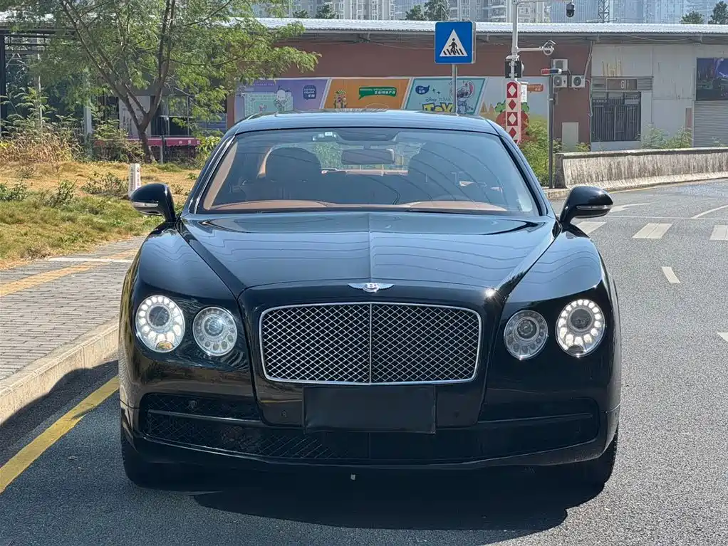 Bentley Flying Spur 2016 4.0T V8 Standard