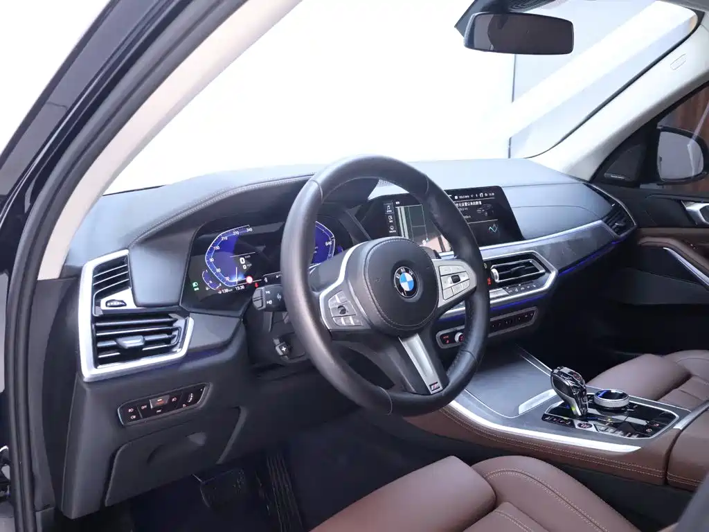 BMW X5 (Import) — миниатюра 11