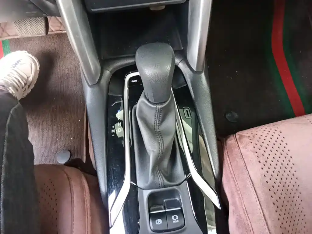 Toyota Frontlander — миниатюра 10