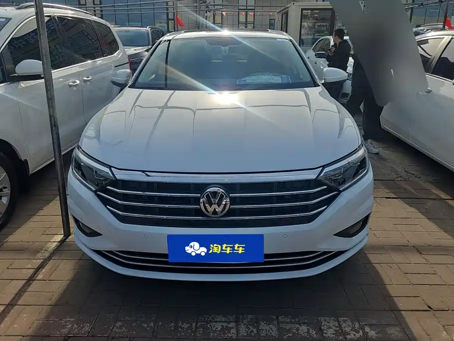 Volkswagen Sagitar — миниатюра 2