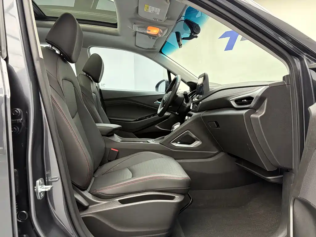 Chevrolet Volando — миниатюра 13