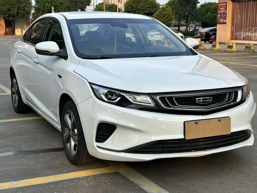 Geely Emgrand GL — миниатюра 3