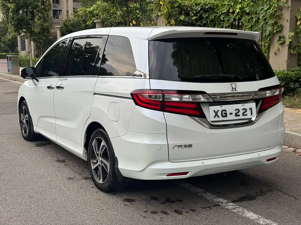 Honda Odyssey — миниатюра 9