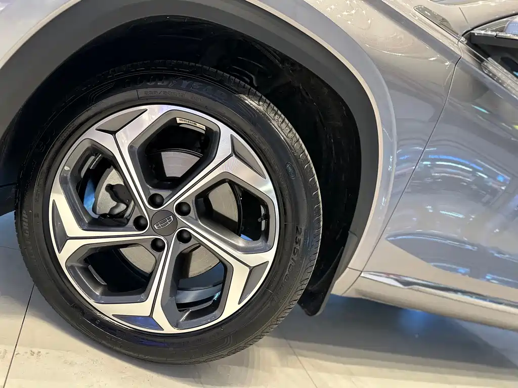 GEELY AUTOMOBILE XINGYUE L