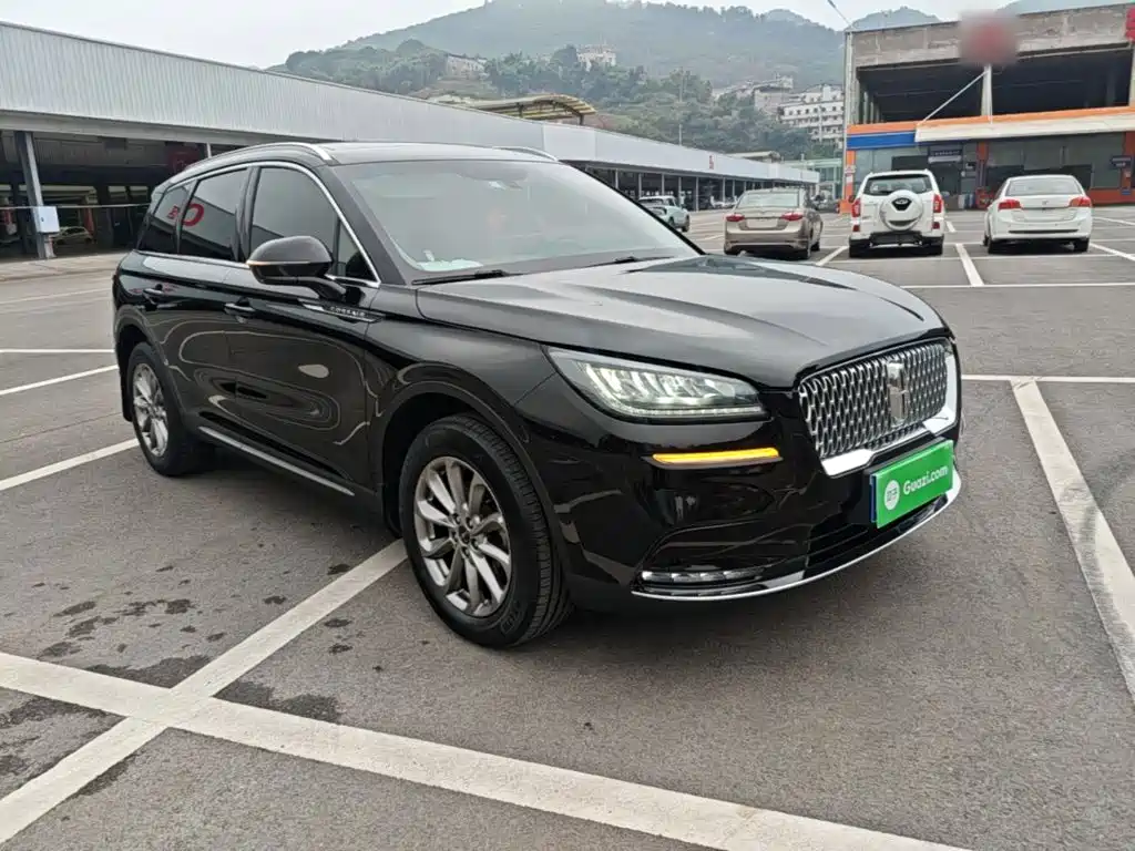 Lincoln Corsair — миниатюра 4