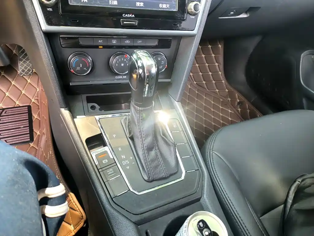 Volkswagen Lamando — миниатюра 14