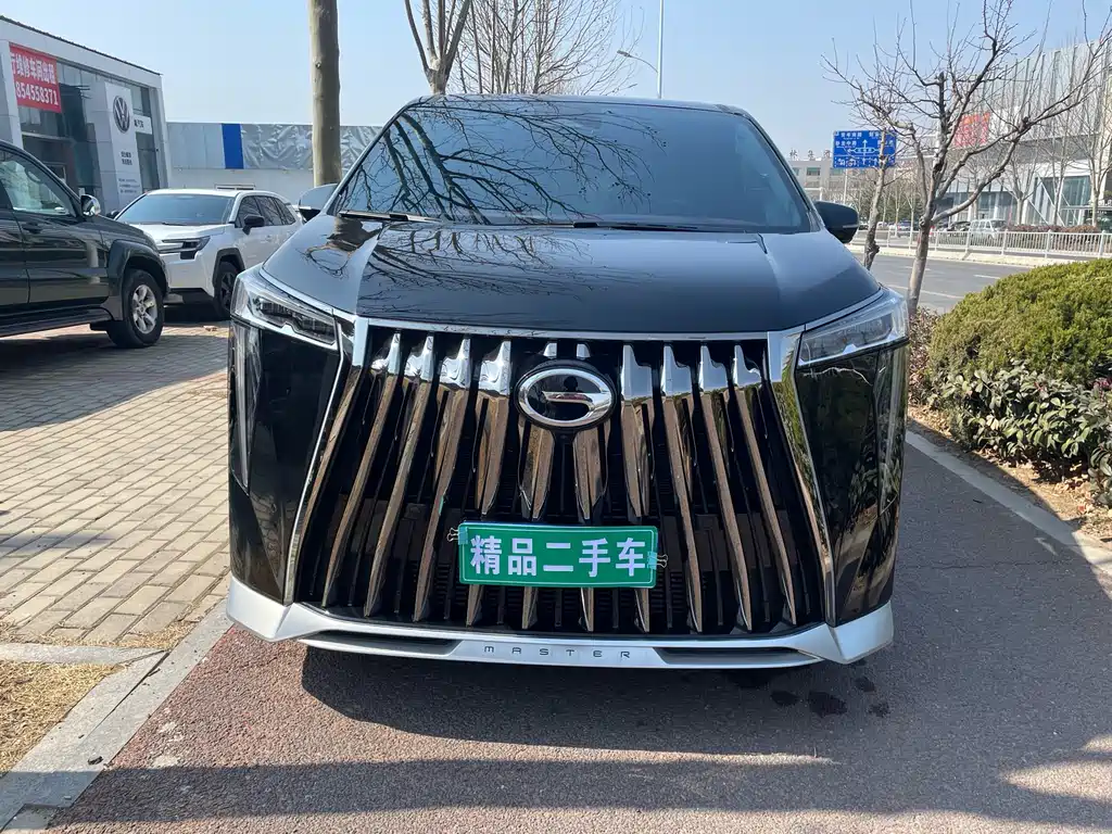 GAC TRUMPCHI M8