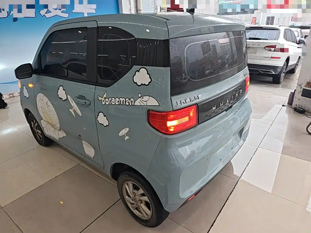 Wuling MINIEV — миниатюра 5