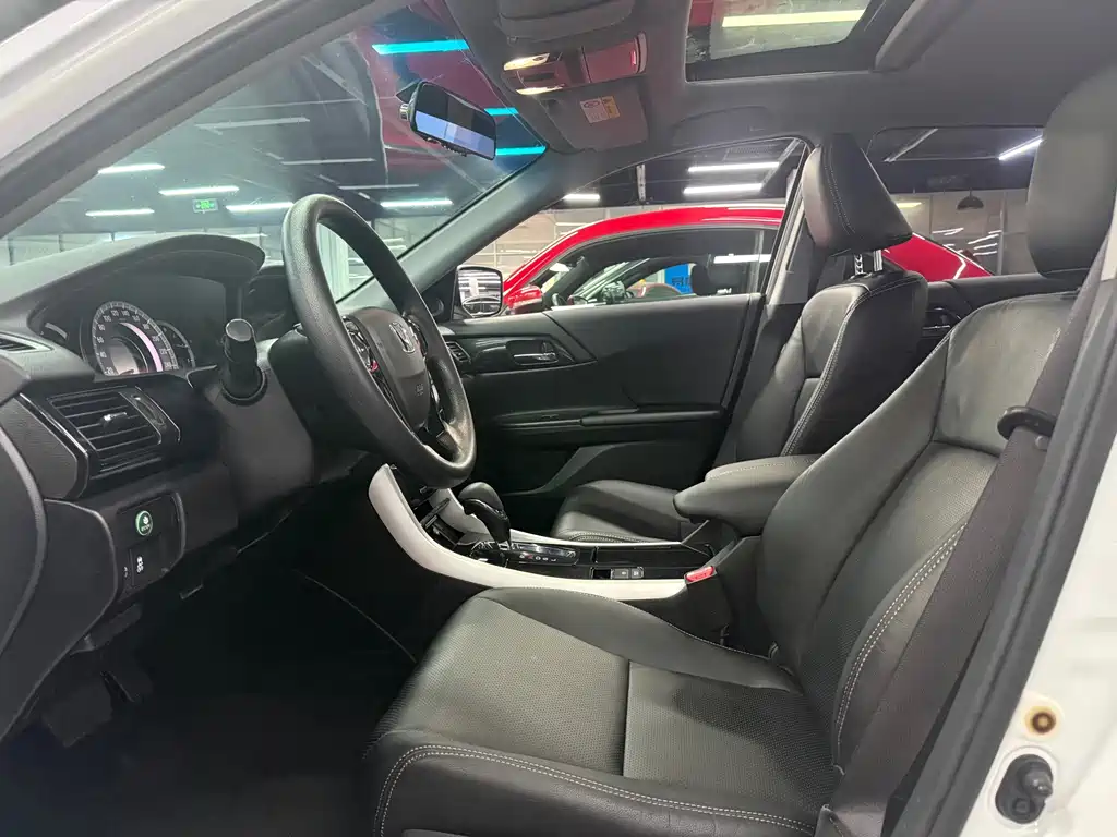 Honda Accord — миниатюра 6