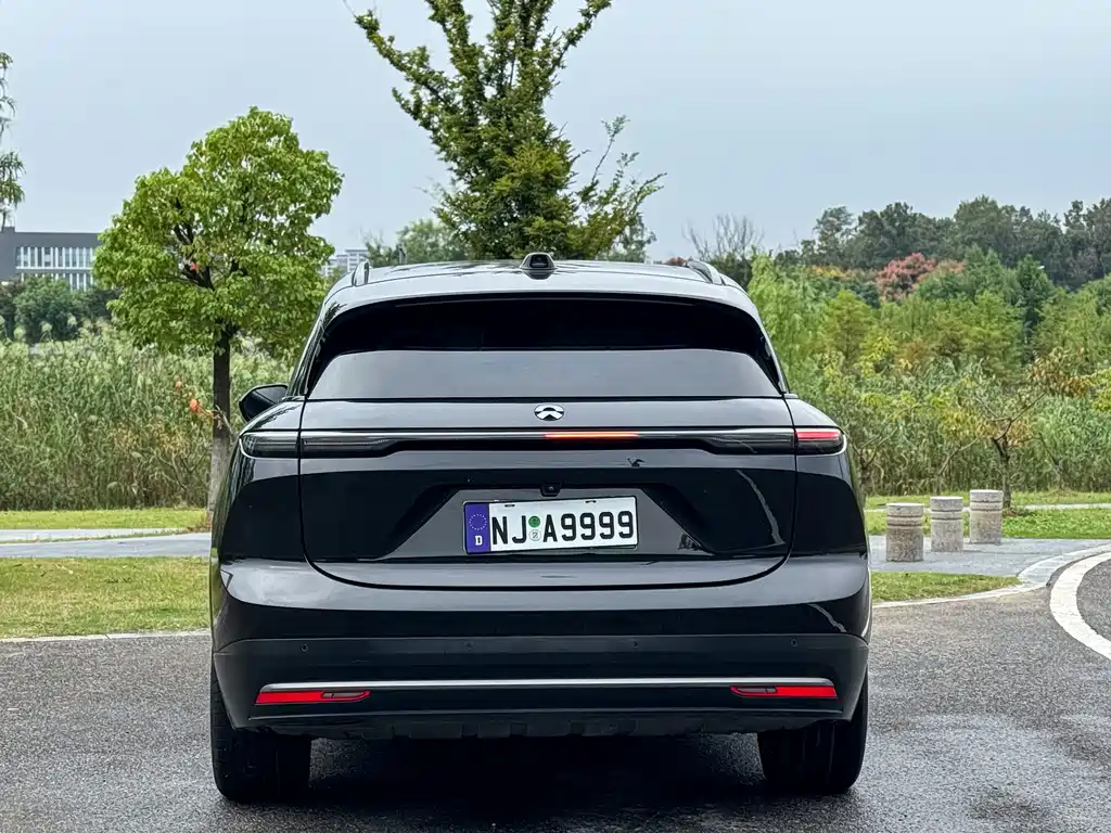 NIO ES6 — миниатюра 5