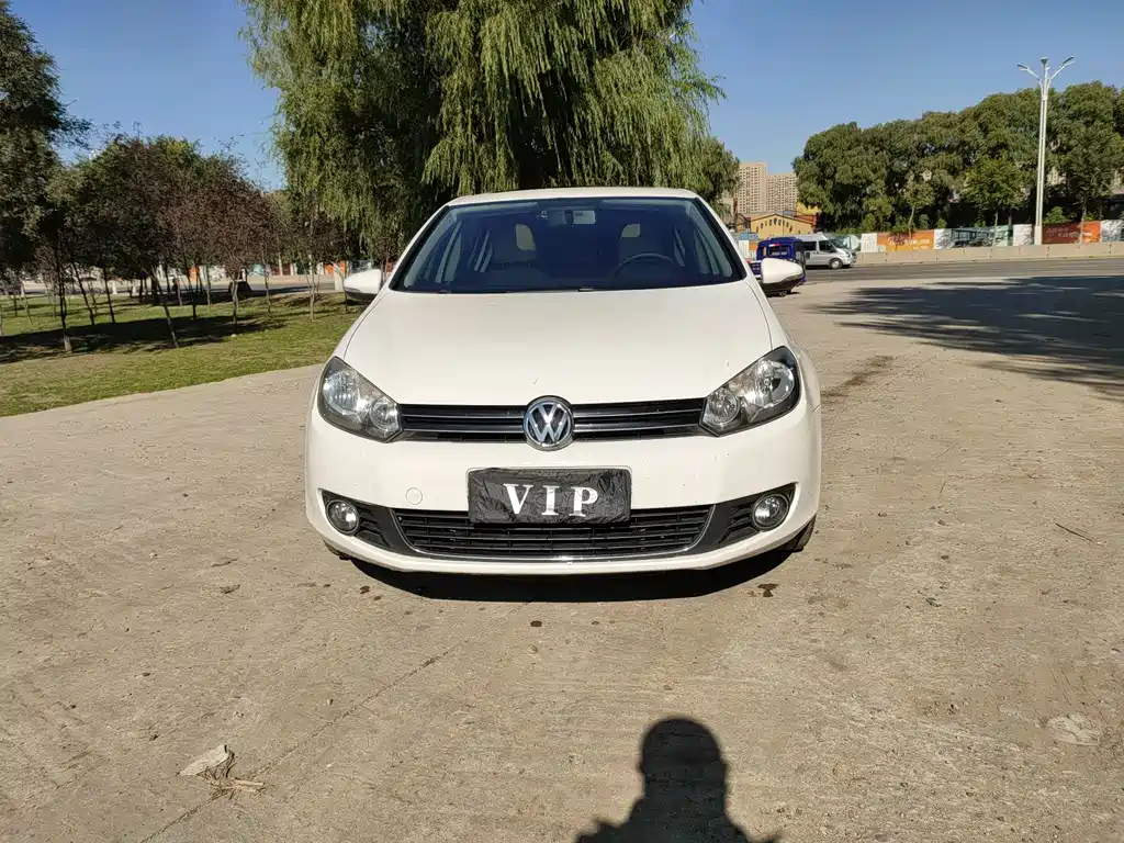 Volkswagen Golf — миниатюра 2