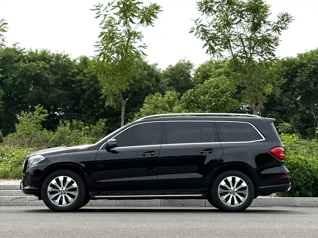 Mercedes-Benz GLS — миниатюра 4