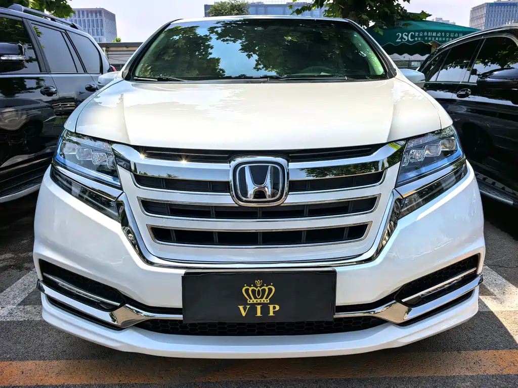 Honda Elysion 2019 2.0L Luxury
