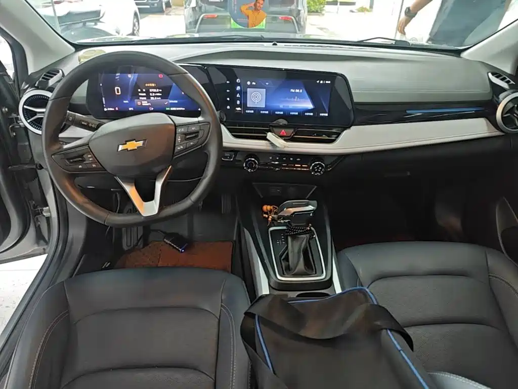 Chevrolet Monza — миниатюра 10