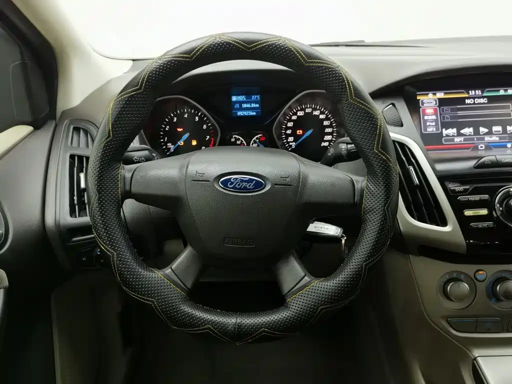 Ford Focus — миниатюра 11
