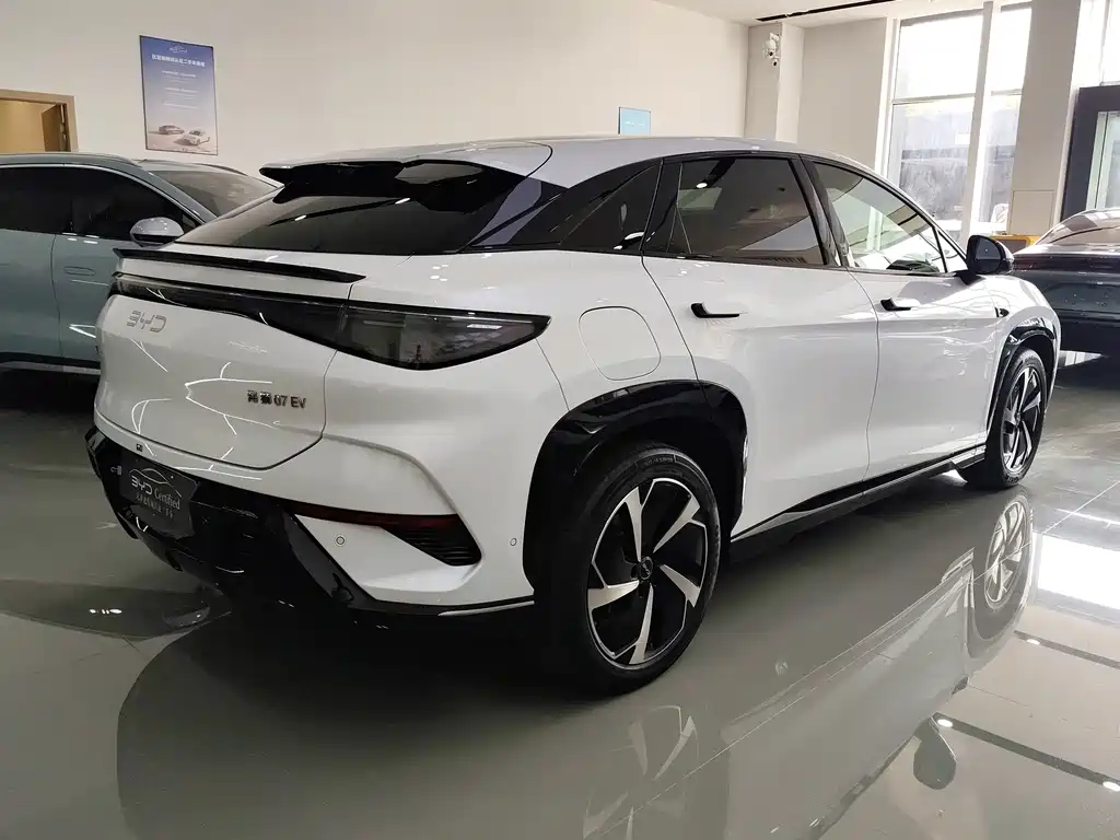 BYD Sealion 07 EV — миниатюра 4