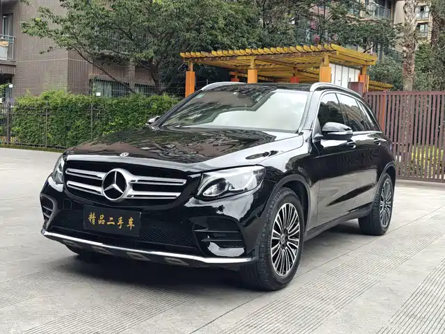 2019 Mercedes-Benz GLC