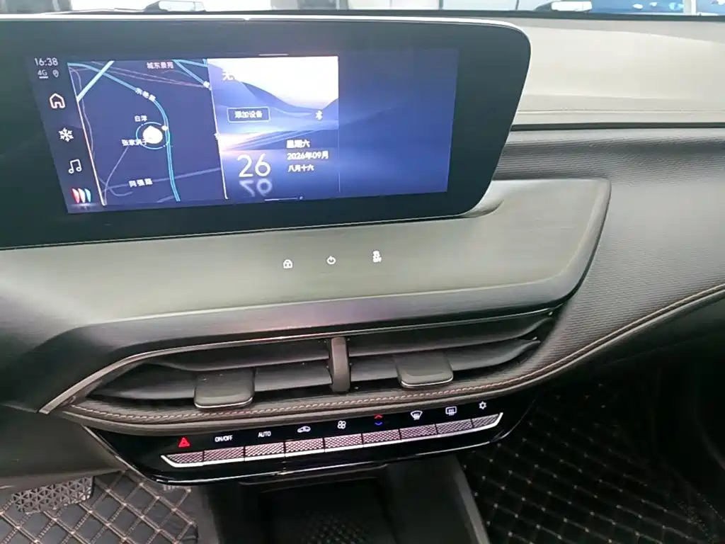Buick Verano — миниатюра 13