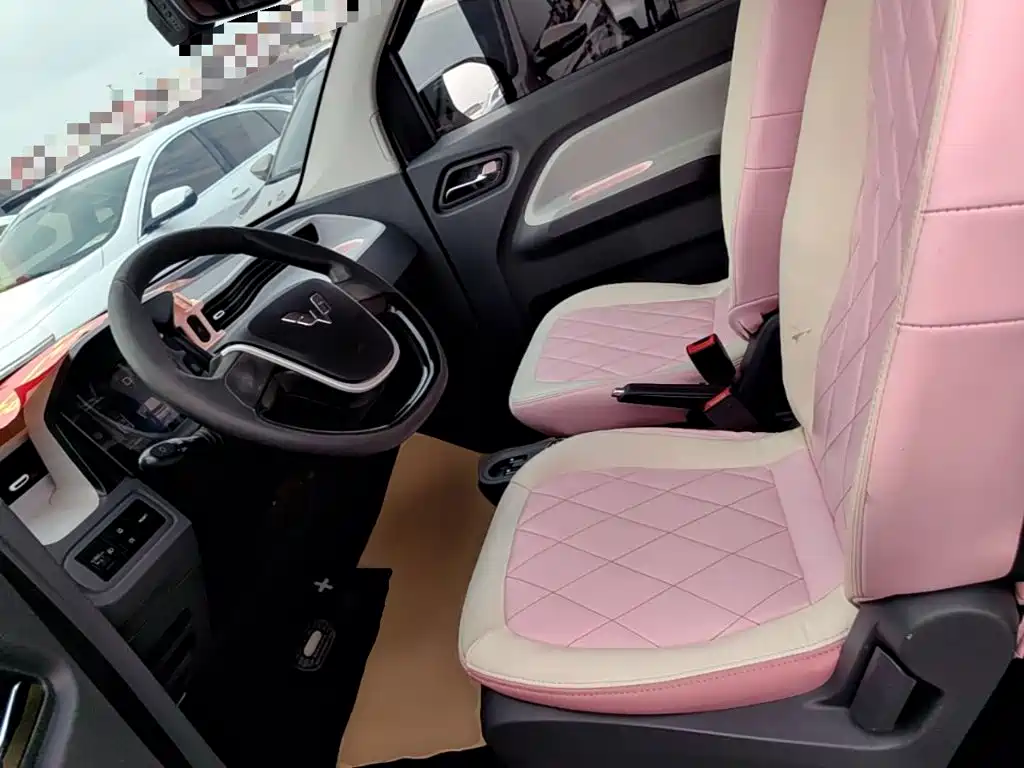 Wuling MINIEV — миниатюра 15
