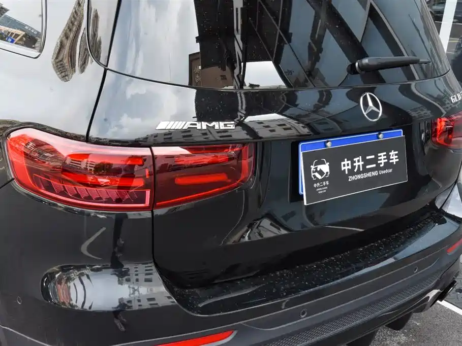 Mercedes-Benz GLB AMG — миниатюра 10