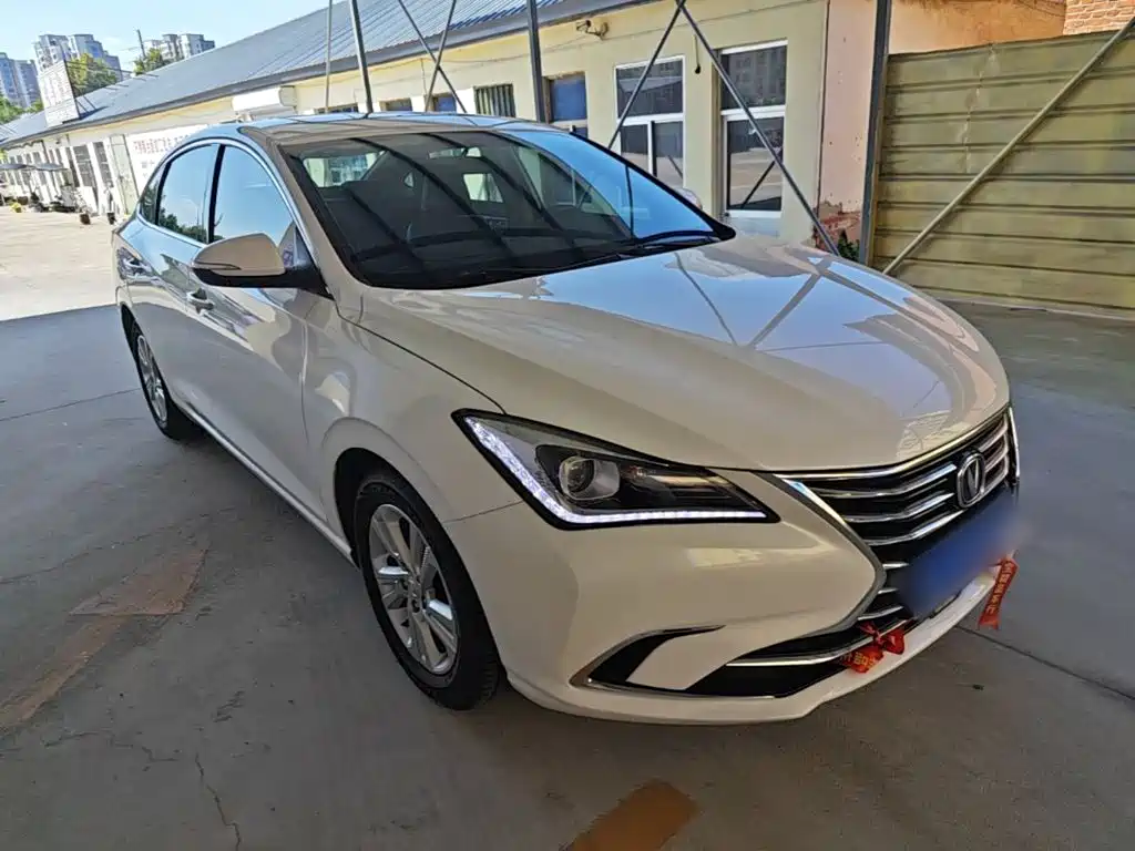 Changan Eado — миниатюра 4