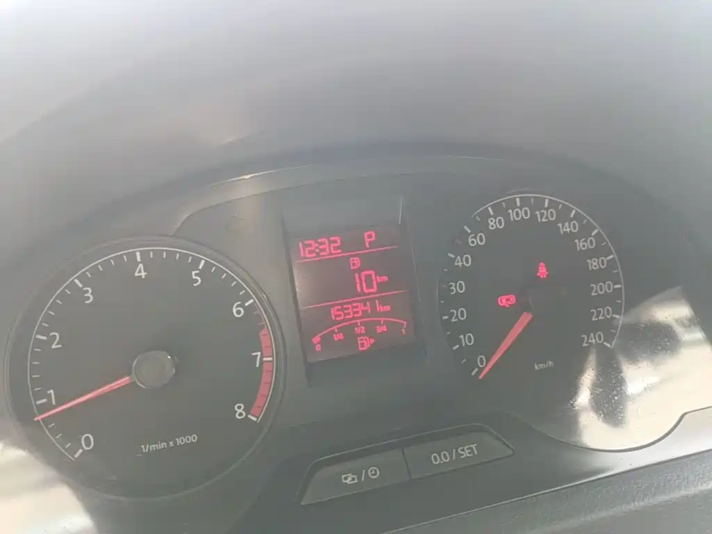 Volkswagen Santana — миниатюра 12