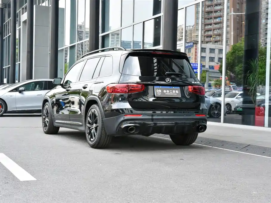 Mercedes-Benz GLB AMG — миниатюра 9