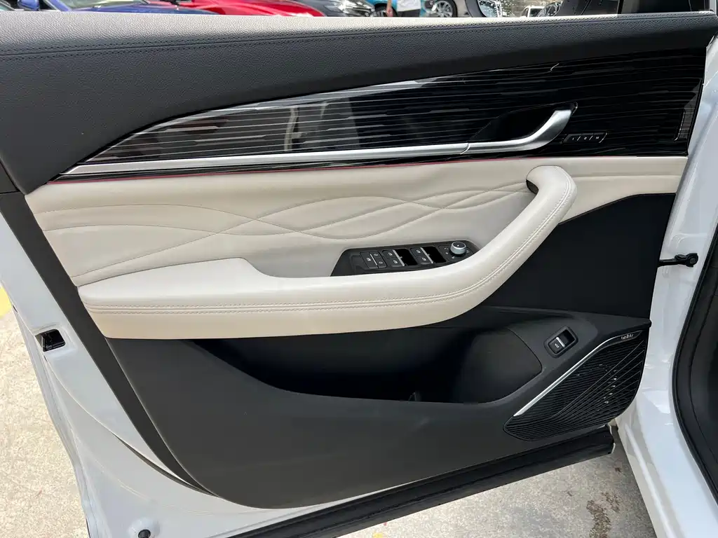 Geely Xingyue L — миниатюра 7
