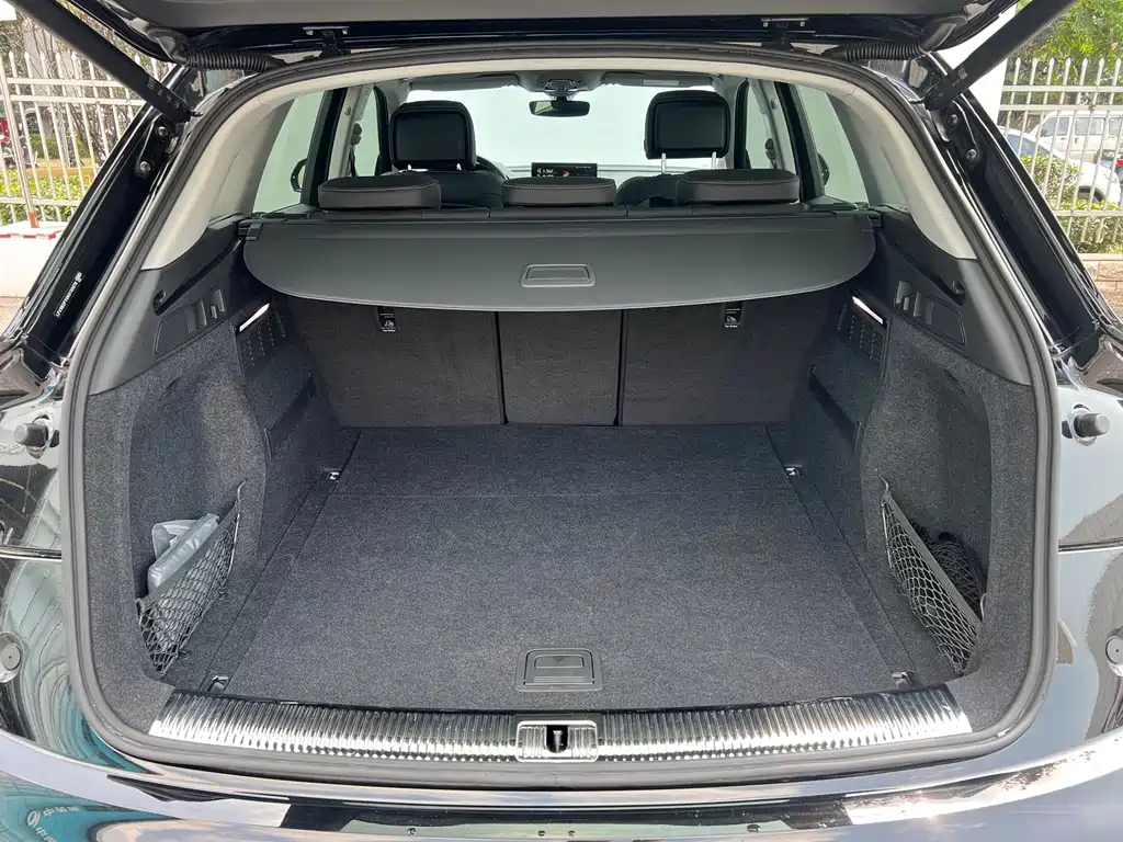 Audi Q5L — миниатюра 8