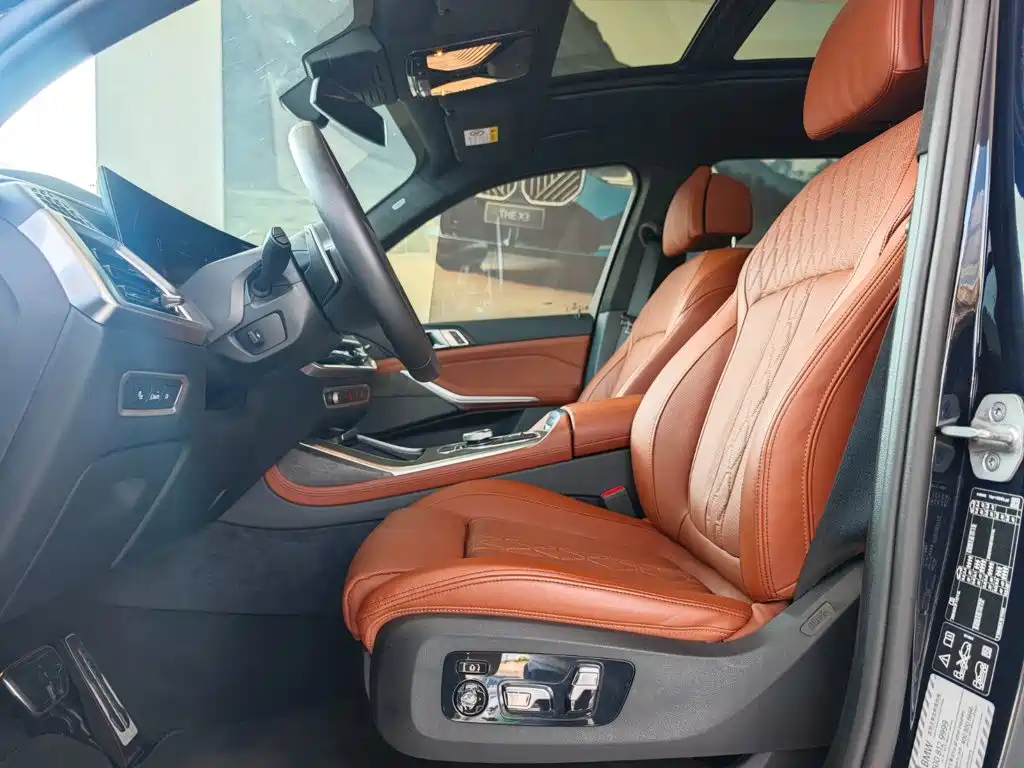 BMW X7 — миниатюра 12