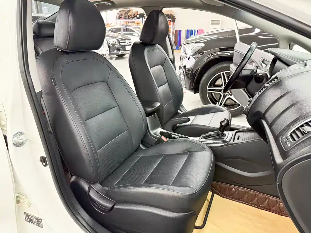 Kia K3 — миниатюра 15