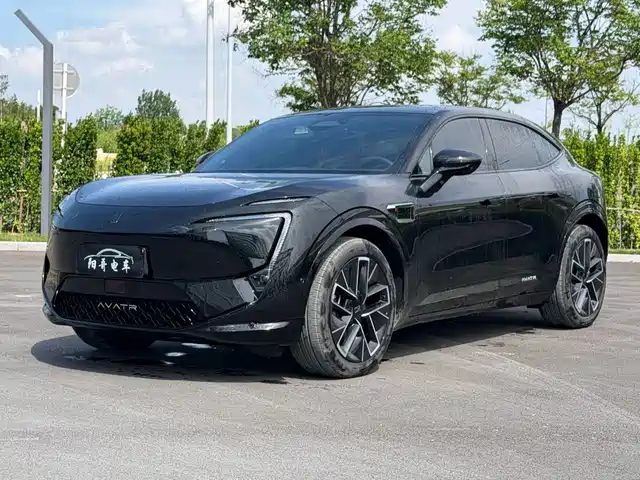 2025 Avatr 11