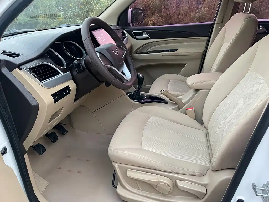 Wuling 730 — миниатюра 4