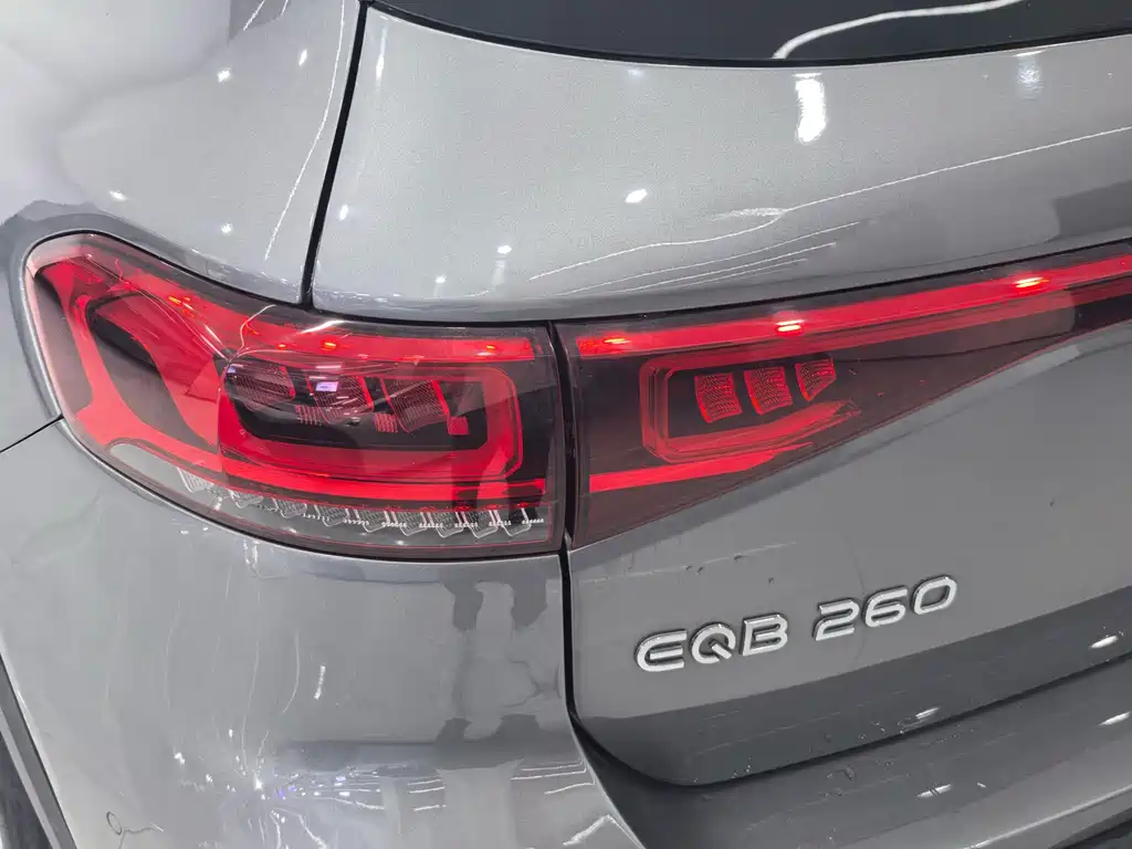 Mercedes-Benz EQB 2023 EQB 260