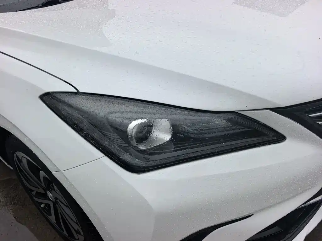 Changan Eado New Energy — миниатюра 8