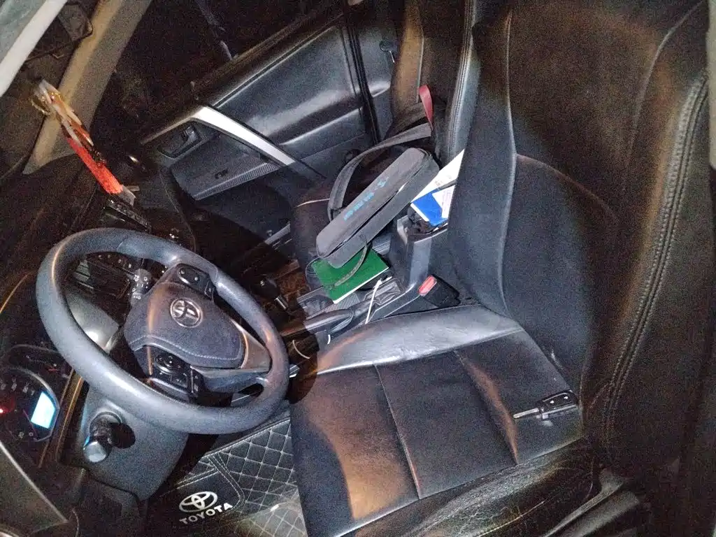 Toyota RAV4 — миниатюра 11