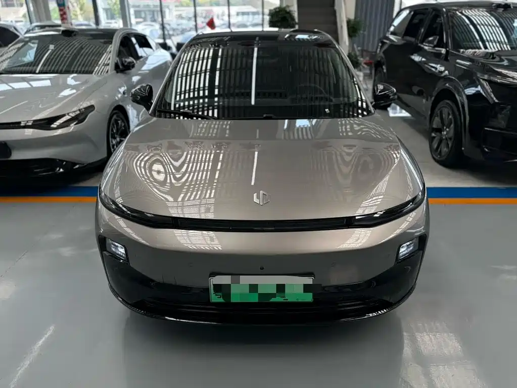 Leapmotor Leapmotor B01 — миниатюра 2