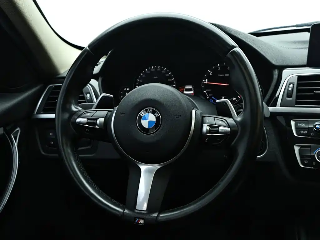 BMW 3 Series — миниатюра 15