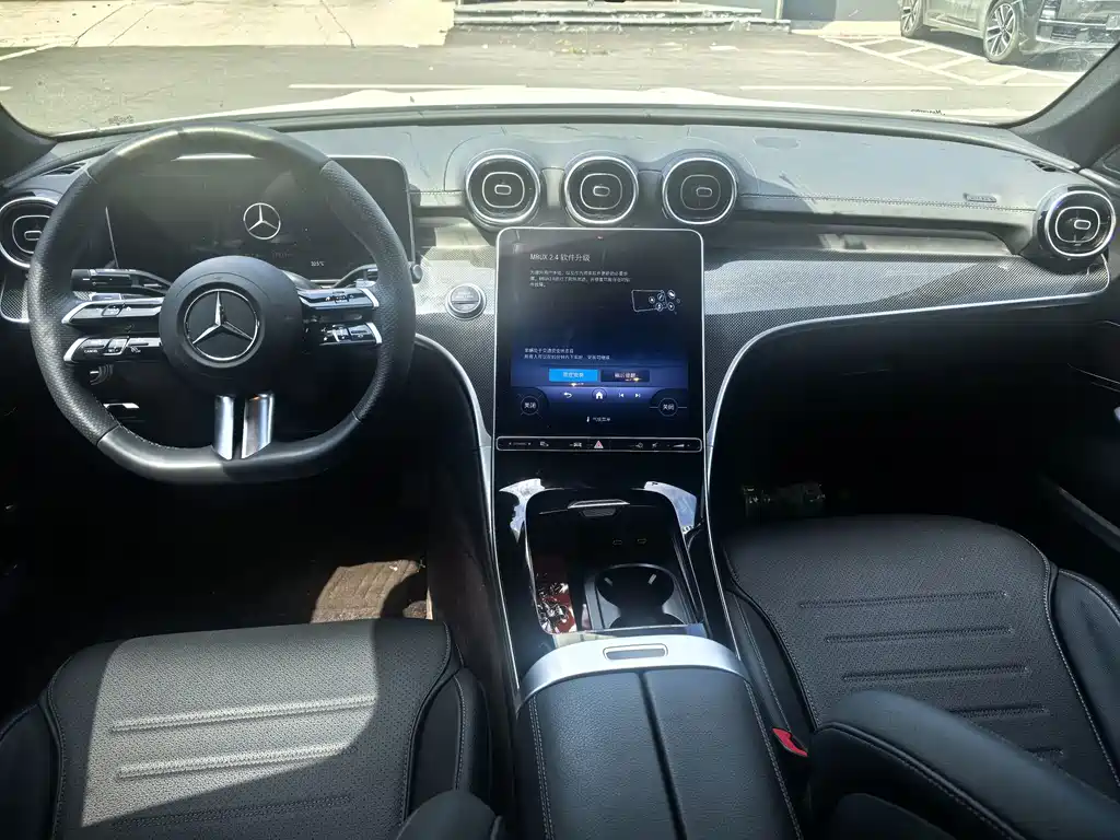 Mercedes-Benz C-Class — миниатюра 8