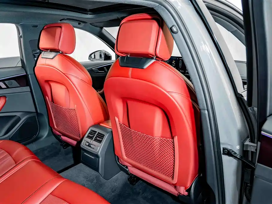 Audi A4L — миниатюра 20
