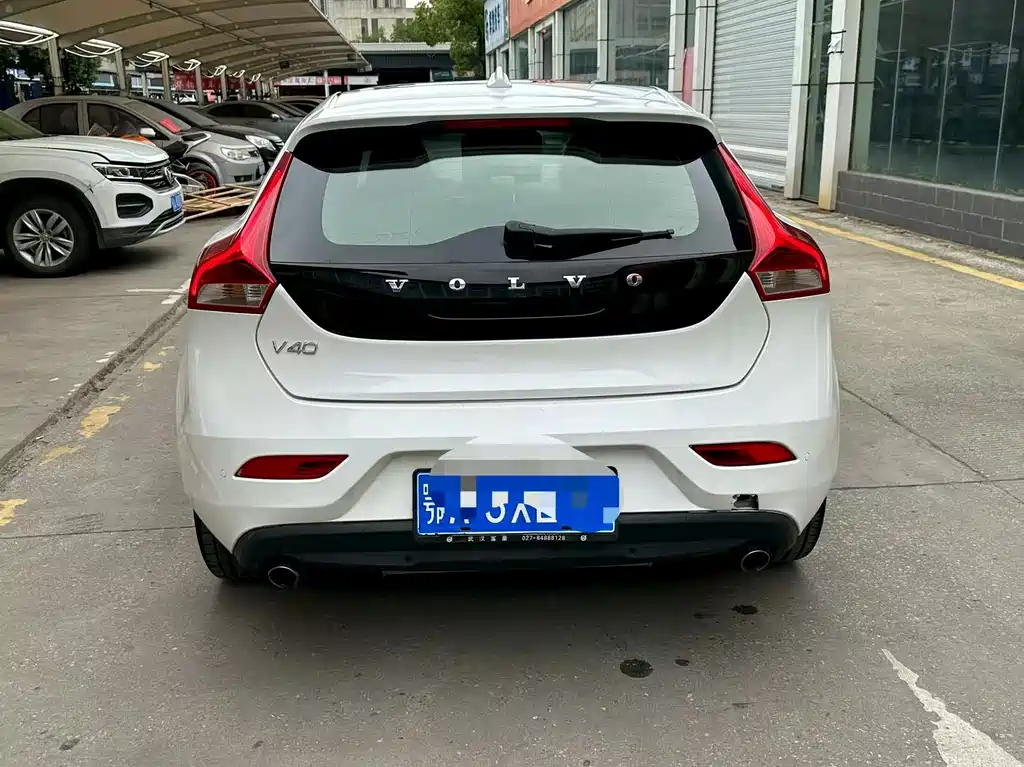 Volvo V40 — миниатюра 7
