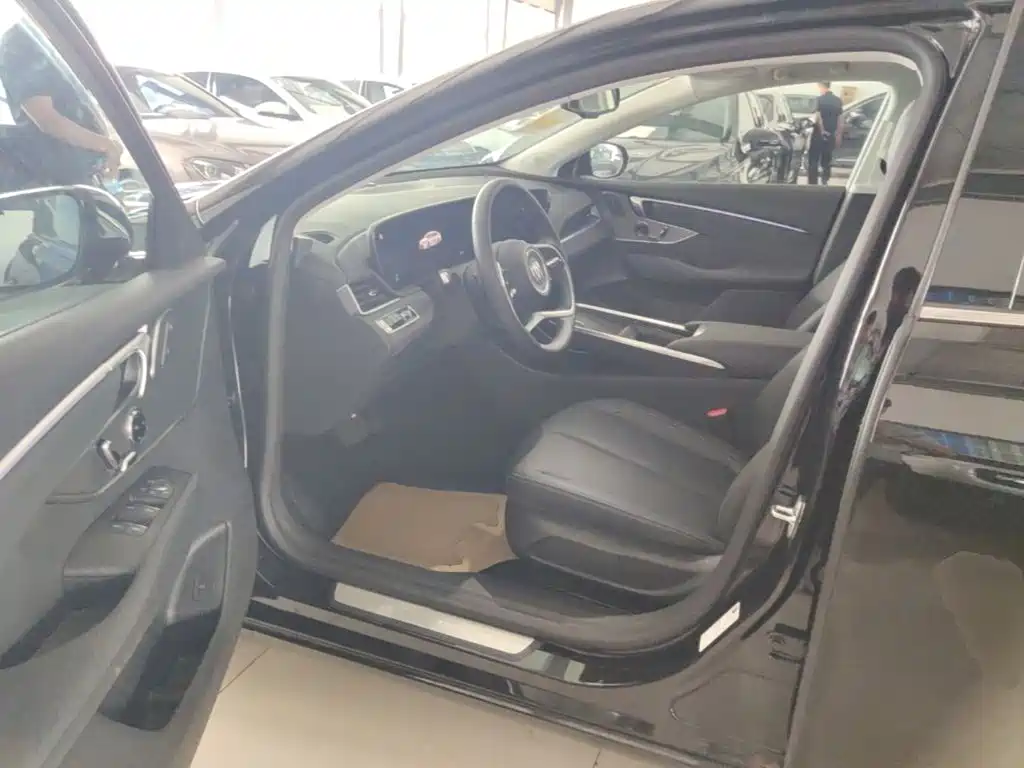 Buick LaCrosse — миниатюра 16