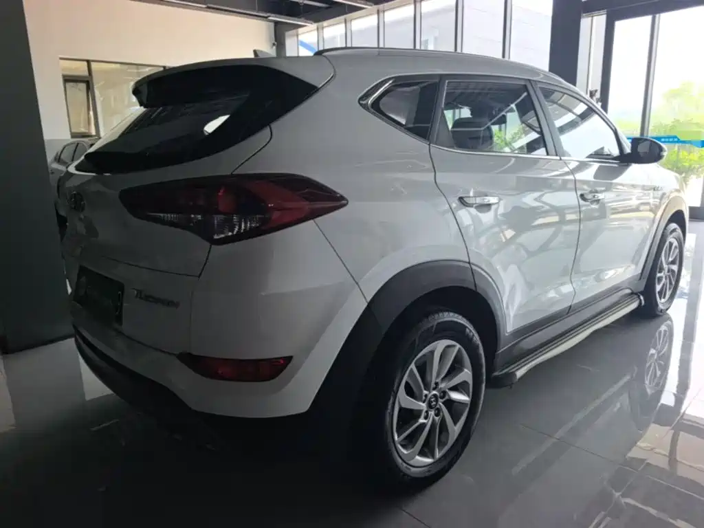 Hyundai Tucson — миниатюра 7